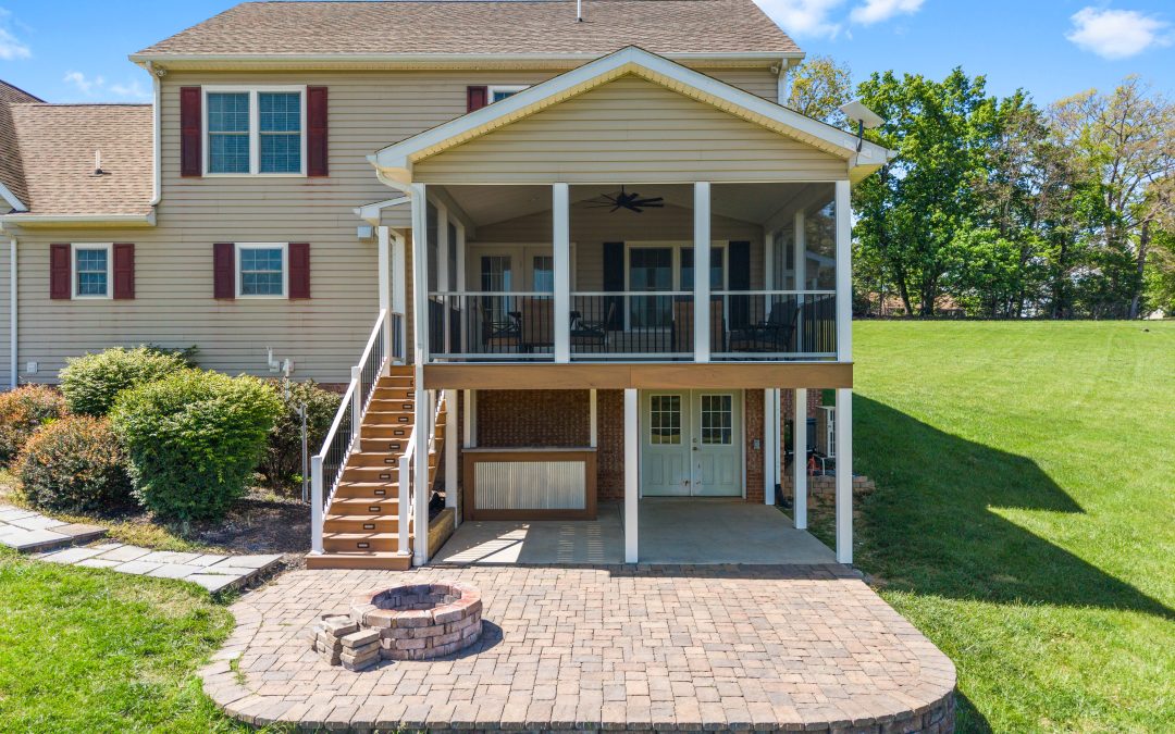 Mt. Sydney Deck Remodel & Screened Porch